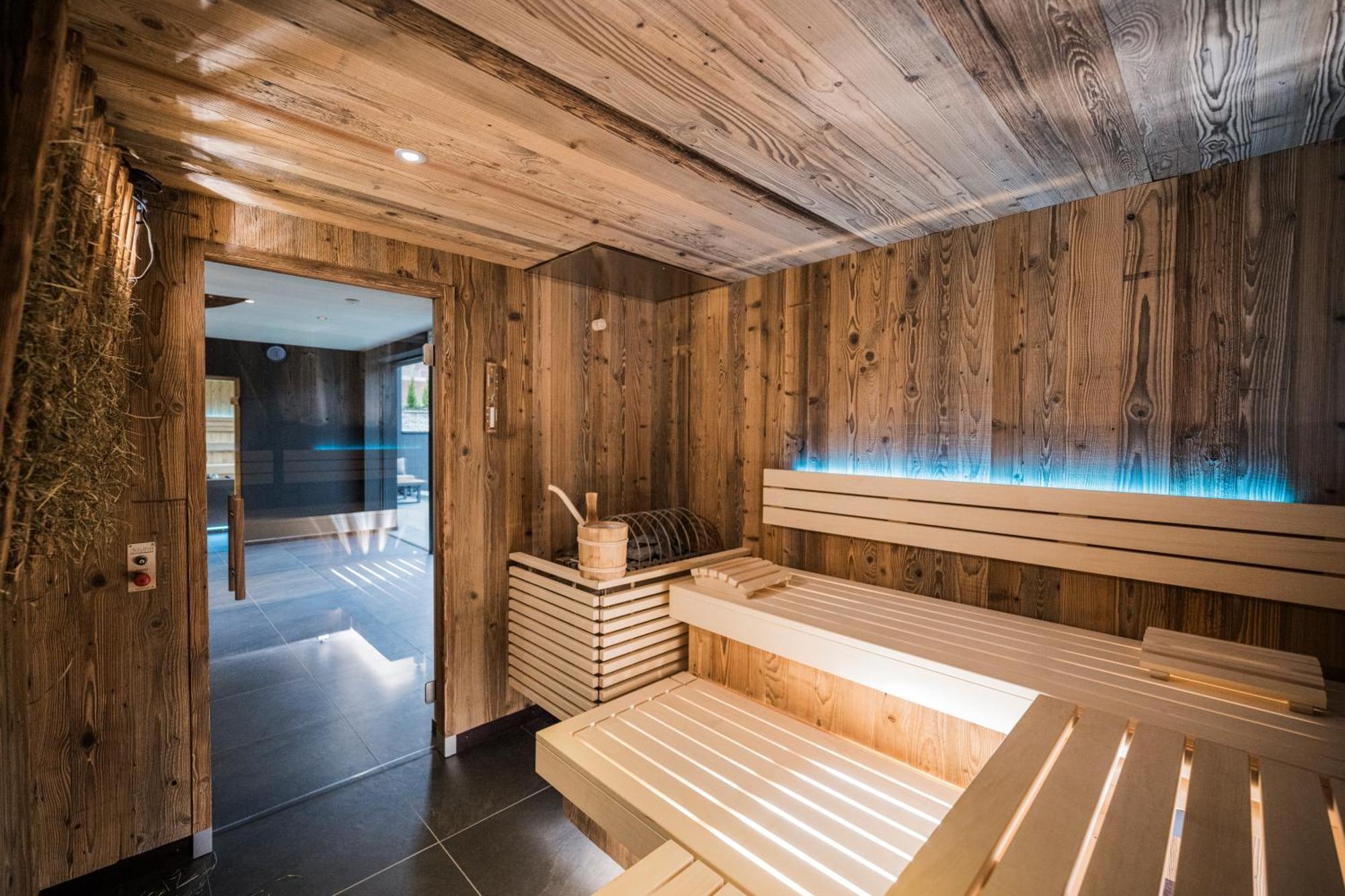 Montanaris Alpine - Active - Relax Hotel Villabassa Exterior foto