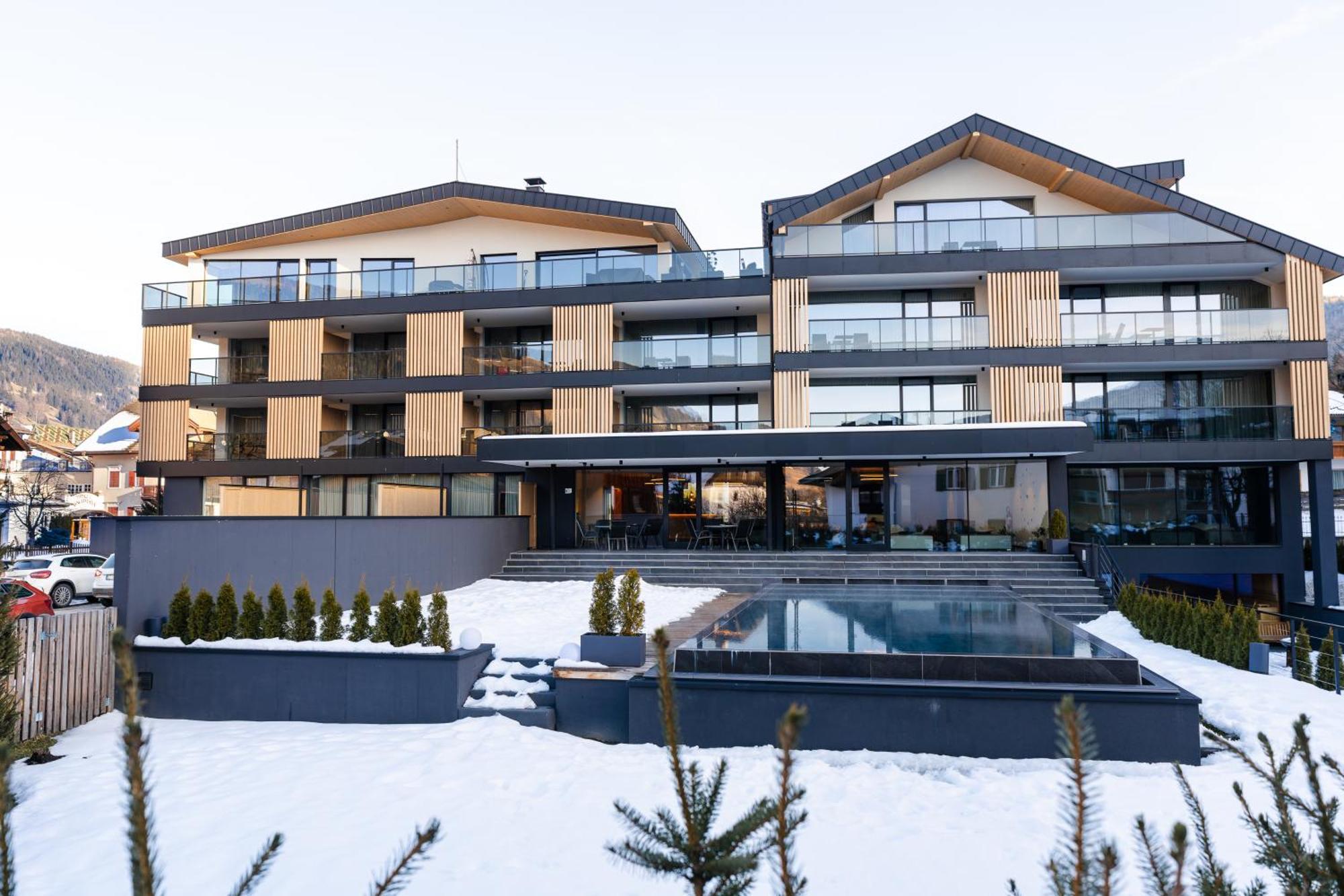 Montanaris Alpine - Active - Relax Hotel Villabassa Exterior foto